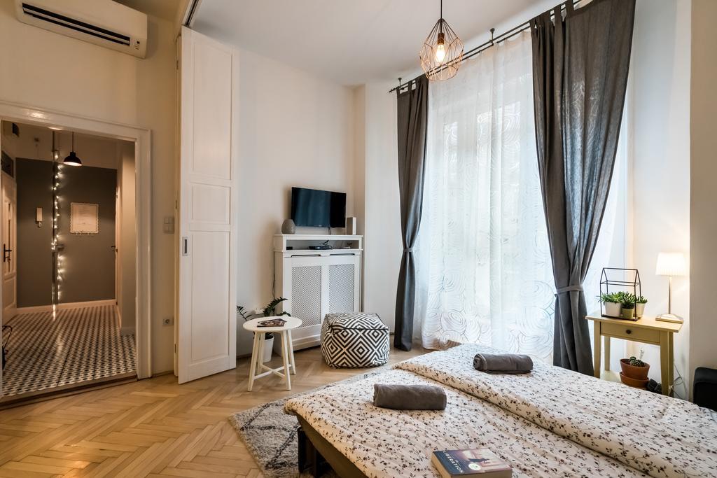 Bpr Charming Design Apartment With Balcony, A/C Budapest Eksteriør bilde