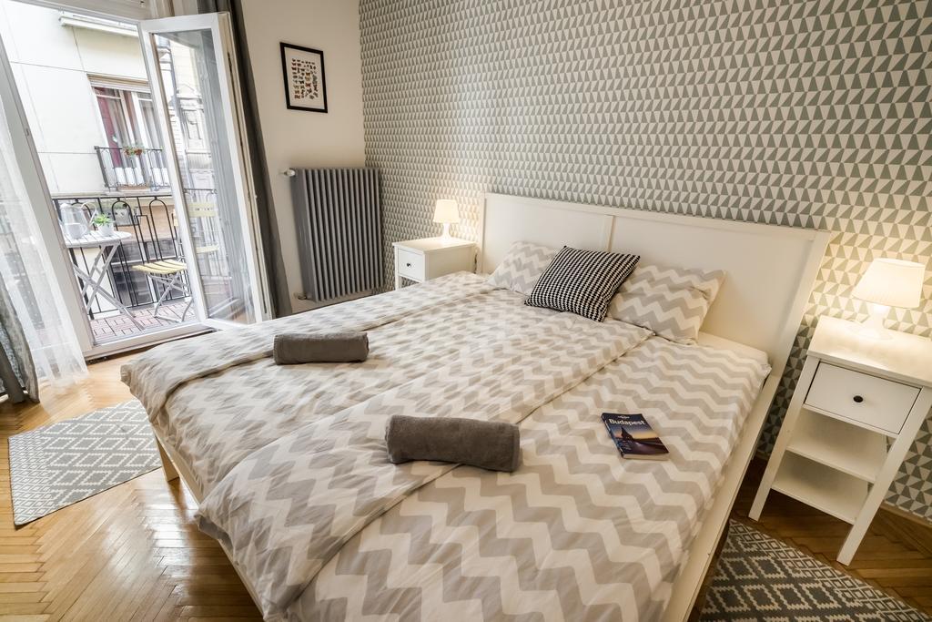 Bpr Charming Design Apartment With Balcony, A/C Budapest Eksteriør bilde